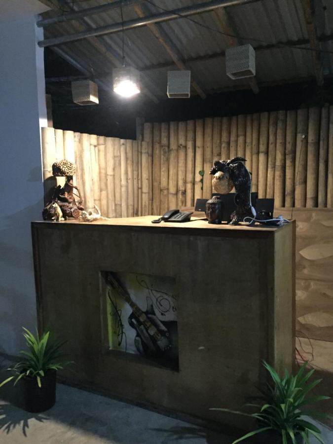 Bohemian Bohol Hostel Panglao Exterior photo