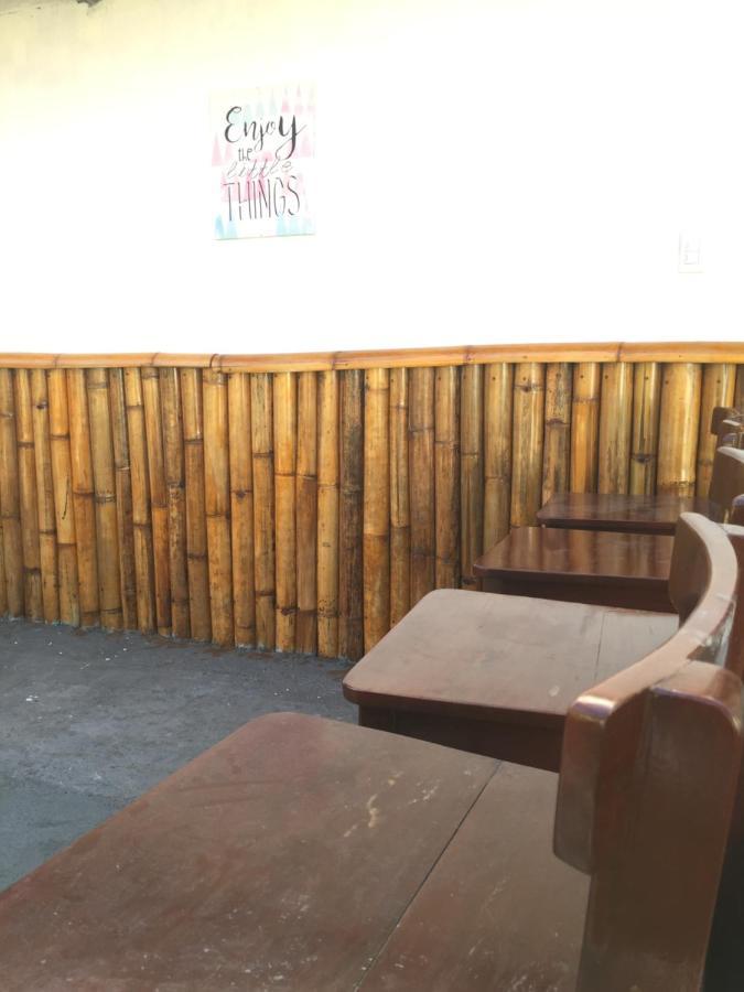 Bohemian Bohol Hostel Panglao Exterior photo